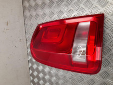 Rückleuchte Volkswagen AMAROK 2017 links 2H1945095G comprar usado  Enviando para Brazil