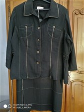 Ensemble veste jupe d'occasion  Lavelanet