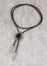 Cravatta collana corda usato  Colle di Compito