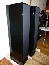 Vienna acoustics mozart for sale  Manassas