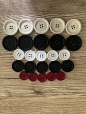 Boutons courrèges d'occasion  Gouvieux