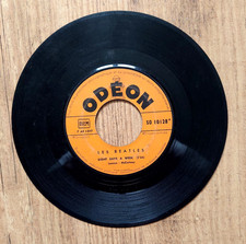Vinyl the beatles d'occasion  Jarny