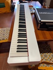 pianoforte digitale bianco usato pianoforte digitale bianco usato Cinisi