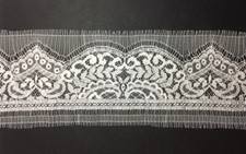 Galon dentelle calais d'occasion  Voisins-le-Bretonneux