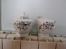 Sucrier pot lait d'occasion  Tremblay-en-France