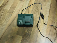 Metabo battery charger d'occasion  Expédié en Belgium