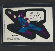 1975 Topps Avengers HAWKEYE Marvel Super Heroes adesivo aex, usado comprar usado  Enviando para Brazil