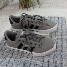 Tênis Adidas Daily 3.0 cinza preto casual skate infantil grande novo sem etiquetas tamanho 2 comprar usado  Enviando para Brazil