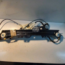 Alzacristalli elettrici anteri usato  Volpago del Montello