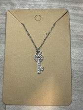 Collana bigiotteria ciondolo usato  Piombino