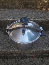 Cocotte minute seb d'occasion  Jaunay-Clan