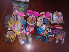 Accessori barbie bambole usato  Spoleto