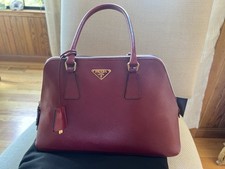 Prada burgundy red d'occasion  Expédié en Belgium