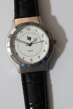 Montre lip quartz d'occasion  Paris IX