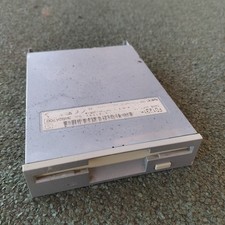 Lettore drive floppy usato Lettore drive floppy usato  Roma