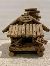 Decoração de cabine adorável cabana de madeira casa de pássaros parque guarda florestal “sem permissão de ursos” comprar usado  Enviando para Brazil
