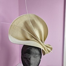 Chapéu de casamento fascinador coluna pena palha grande creme Kentucky Derby Royal Ascot comprar usado  Enviando para Brazil