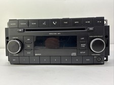 Usado, 2007-2012 Jeep Wrangler Town Country AM FM CD Radio Player Receiver RES comprar usado Usado, 2007-2012 Jeep Wrangler Town Country AM FM CD Radio Player Receiver RES comprar usado  Enviando para Brazil