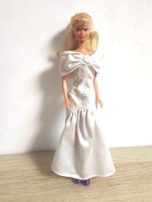 Ancienne barbie robe d'occasion  Maisons-Alfort