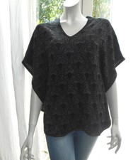 Pull manches courtes d'occasion  Montigny-le-Bretonneux
