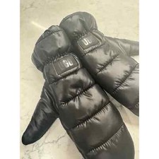 Ugg mittens ladies for sale  Newton Highlands