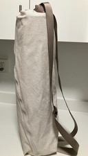 Tapete de ioga reversível Lululemon azul/cinza + tapete de ioga bolsa bege bolsos alça de transporte comprar usado Tapete de ioga reversível Lululemon azul/cinza + tapete de ioga bolsa bege bolsos alça de transporte comprar usado  Enviando para Brazil