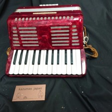 Acordeão Yamaha totalmente testado vermelho pérola vintage modelo de 25 teclas comprar usado Acordeão Yamaha totalmente testado vermelho pérola vintage modelo de 25 teclas comprar usado  Enviando para Brazil