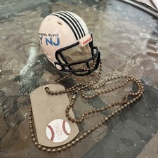 capacete de futebol em miniatura comemorativo do Super Bowl XLVIII comprar usado  Enviando para Brazil