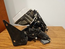 Conjunto de farol direito Corvette C5 fabricante de equipamento original 1997-2004 com motor e suporte 19303188, usado comprar usado  Enviando para Brazil