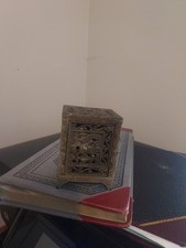 Usado, Banco de moedas de ferro fundido antigo - Pequeno cofre do espólio de colecionador - Patente de 1890 comprar usado  Enviando para Brazil