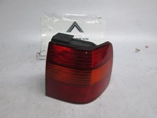 Lanterna traseira externa direita Volkswagen Passat 95-97 3A5945112A (USADA) comprar usado  Enviando para Brazil