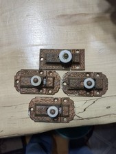 Usado, Lote de 4 travas de armário antigas de 1800 botão de porcelana branca  comprar usado Usado, Lote de 4 travas de armário antigas de 1800 botão de porcelana branca  comprar usado  Enviando para Brazil