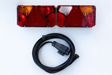 Zestaw lamp z przewodem bajonet 5m do przyczepy, używany na sprzedaż  PL