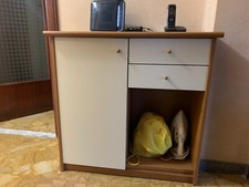 Mobile noce naturale usato  Roma