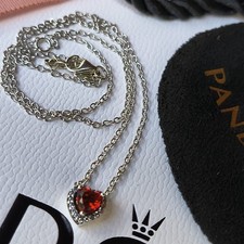 Collana cuore rosso usato  Massa di Somma