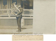 Hombre En Uniforme Con Tuba Foto Antigua Canadá comprar usado  Enviando para Brazil