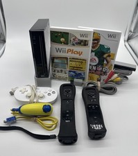Pacote de jogos para console Nintendo Wii com Wii Play, Madden, controles remotos, Motion Plus comprar usado  Enviando para Brazil