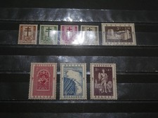Serie timbres 900 d'occasion  Grièges