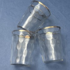 Usado, Conjunto de 3 VIDROS ANTIGOS PRÉ-PROIBIÇÃO Covinhas Gravadas de Uísque Aro Dourado comprar usado Usado, Conjunto de 3 VIDROS ANTIGOS PRÉ-PROIBIÇÃO Covinhas Gravadas de Uísque Aro Dourado comprar usado  Enviando para Brazil