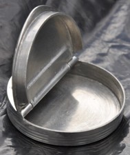caixa de metal ornamentada cor prata comprar usado  Enviando para Brazil