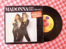 Madonna into the d'occasion  Ailly-sur-Noye