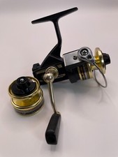 Carretel de pesca giratório preto Daiwa BG com carretel extra, item #F38 comprar usado  Enviando para Brazil