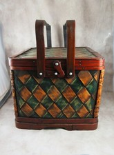 Gorgeous wooden green for sale  Westfield