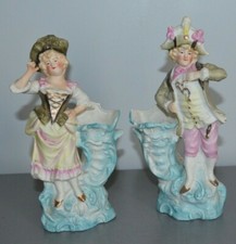 Figurine couple vase d'occasion  Sainte-Colombe