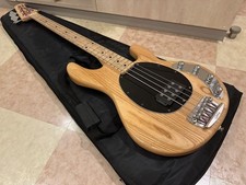 Sterling musicman ray34 d'occasion  Expédié en Belgium