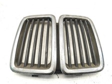 BMW 525i E28 1986 para-choque dianteiro grade superior do radiador 51131873253 gasolina 110kW comprar usado  Enviando para Brazil