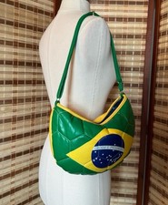 Bolsa de ombro vintage anos 70 vinil bola de futebol bandeira do Brasil exclusiva rara comprar usado  Enviando para Brazil