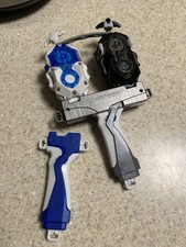 Conjunto de lançador de cordas Beyblade duplo/duplo DB esquerda + direita e alças (preto e branco) comprar usado  Enviando para Brazil