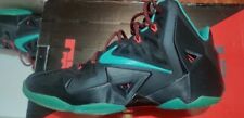 Nike lebron diffused d'occasion  Corbeil-Essonnes