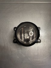 Faro fendinebbia anteriore usato  Pavia